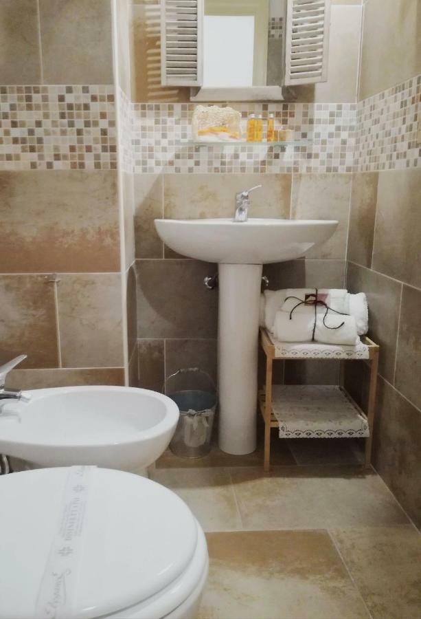 Li Suluri Bed & Breakfast Lecce Exterior foto